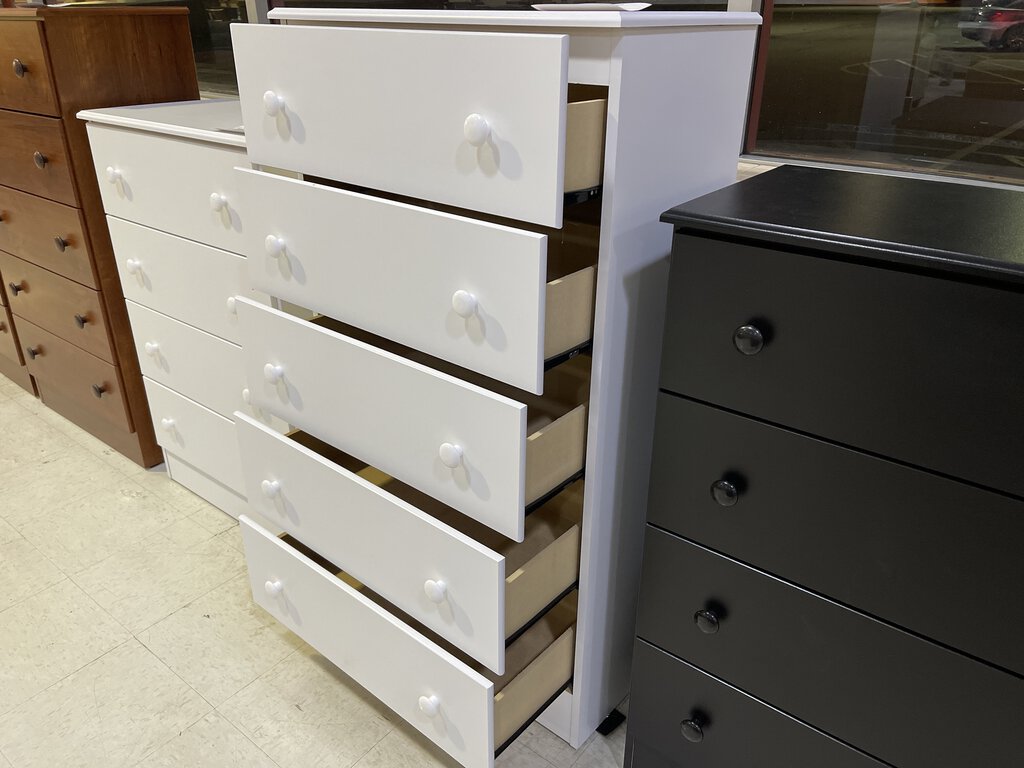 Promo White NEW 5 Drawer Chest 27x15x48 (193-05)