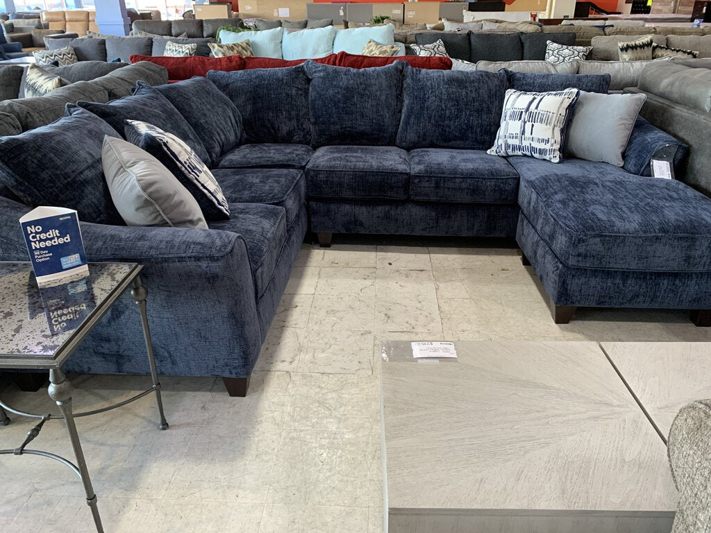 Captivate Lapis NEW 2pc Sectional w/Chaise (7751-52)