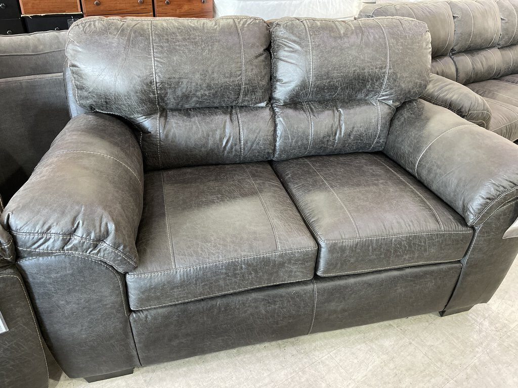 Sequoia Ash NEW Loveseat 67x38x41 (5602-SEQA)