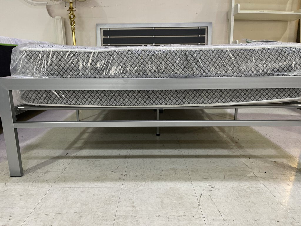 Colton NEW Full Size Platform Bed Frame 56x80x38 (229120)