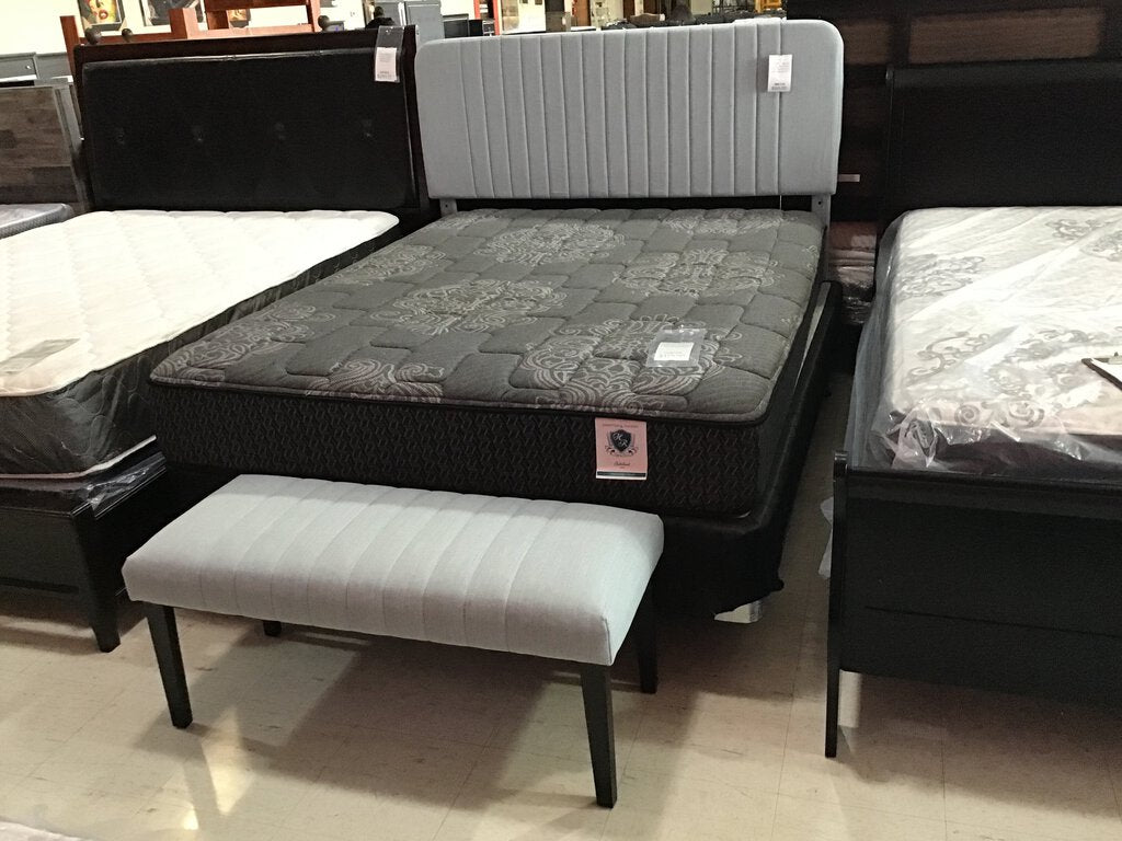 79394 - Scott Living Burbank F/Q Headboard and Bench (H-62x41/53;B-41x17x18)