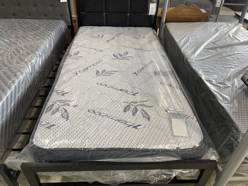 Bamboo Blue Diamond Border Refurb Twin Mattress