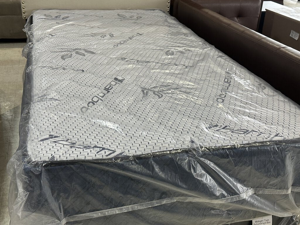 Bamboo Blue Diamond Border Refurb Twin Mattress