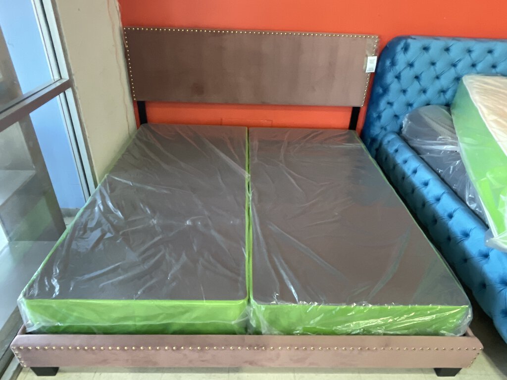 Aloe Vera Green Border Refurb King Box