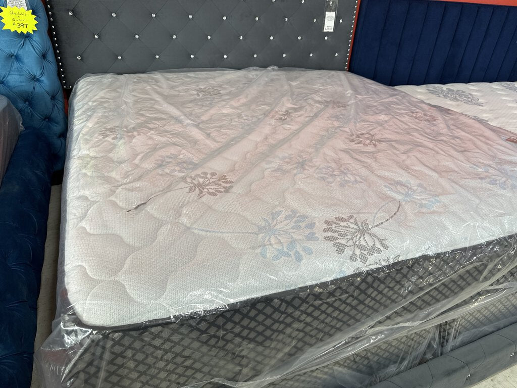 Comfort Cool Black Border Refurb King Mattress 12"