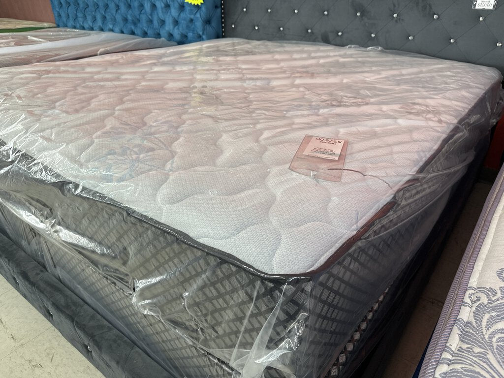 Comfort Cool Black Border Refurb King Mattress 12"