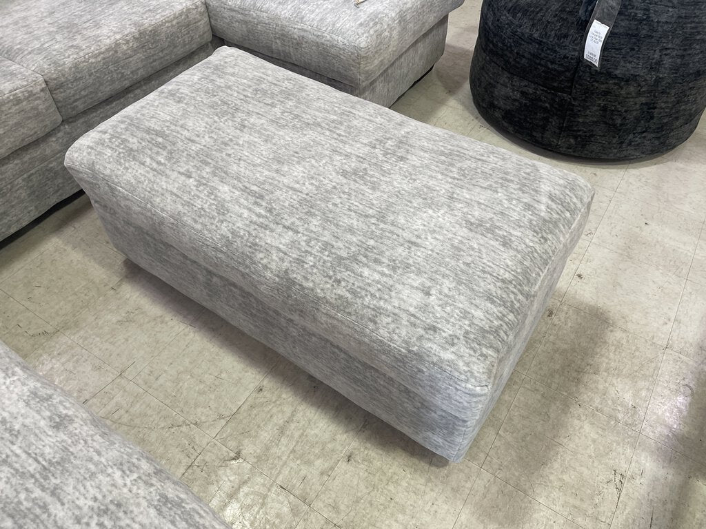 Galactic Oyster NEW Ottoman 50x26x21 (2875-05O)