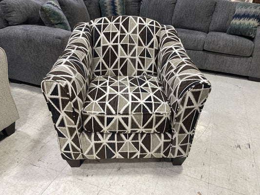 Emporium Chocolate Bita Buff NEW Accent Chair 36x35x33 (9011)