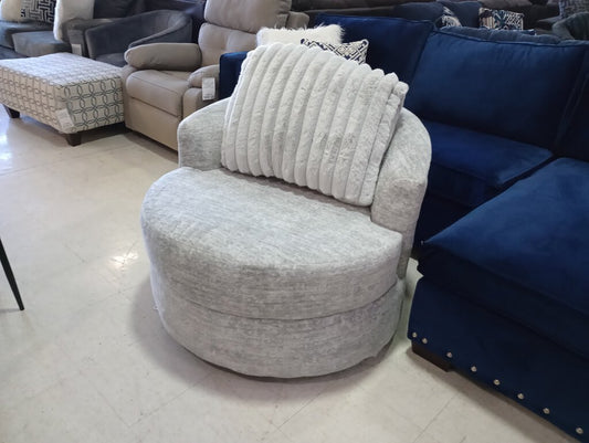 Galactic Oyster NEW Barrel Chair 40x40x30 (900-03)