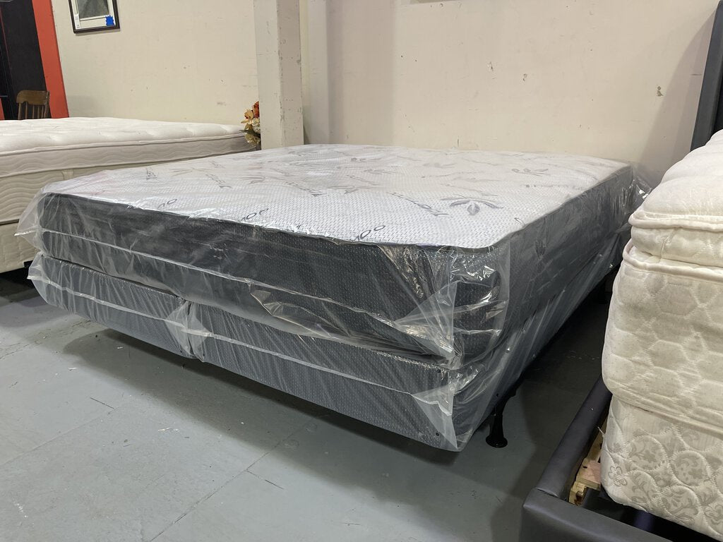 Bamboo Blue Diamond Border Refurb King Mattress