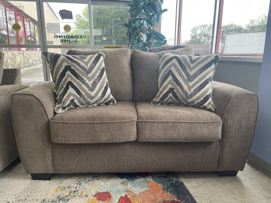Tuscan Java NEW Loveseat 65x37x36 (12502-3010)