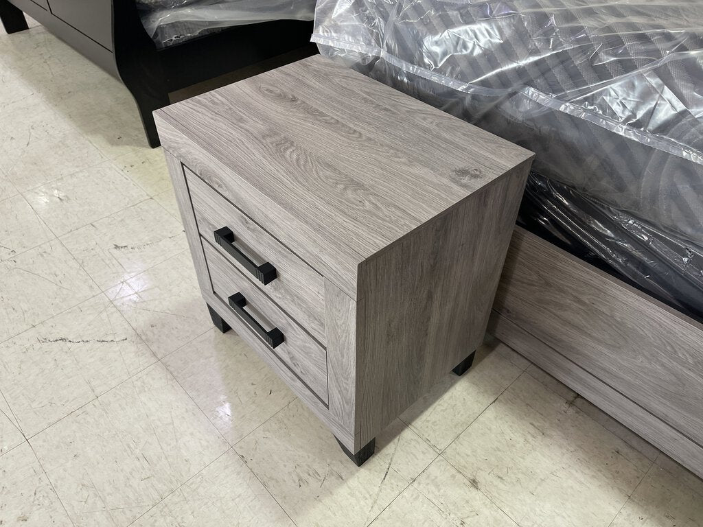 Oakdale NEW Nightstand 22x16x23 (124097)