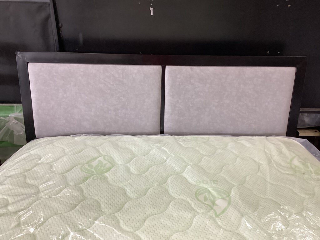 Murphy NEW Full Platform Bed Frame 56x78x38 (215220)