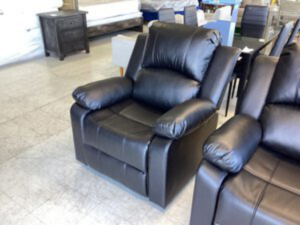 Westwood NEW Black Air Leather Recliner 35x32x40 (680222)