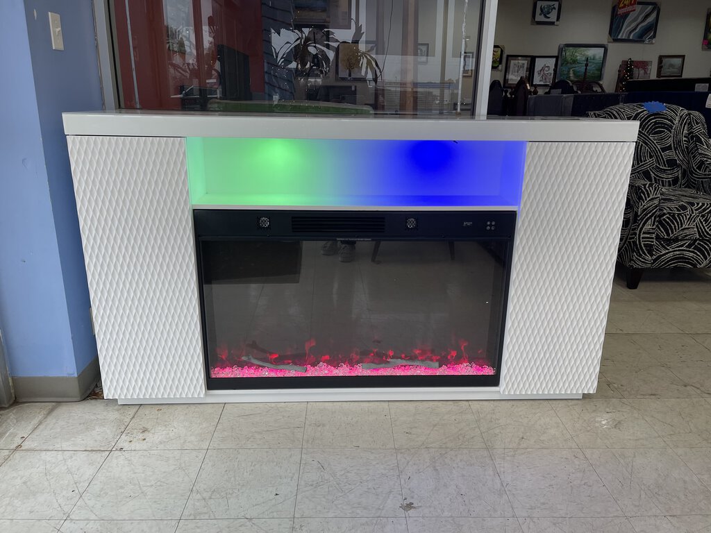 Paramount NEW Bluetooth Fireplace 71x19x41 (710109)