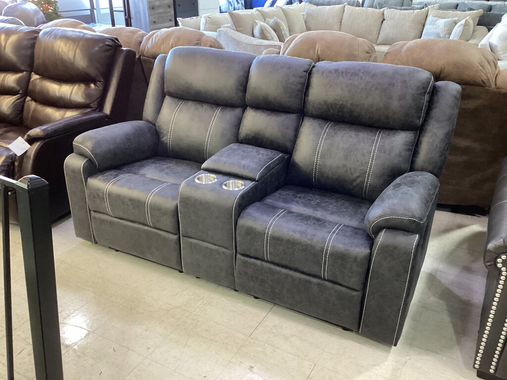 Lucca Gray NEW Motion Loveseat w/Console 70x32x38 (679021)