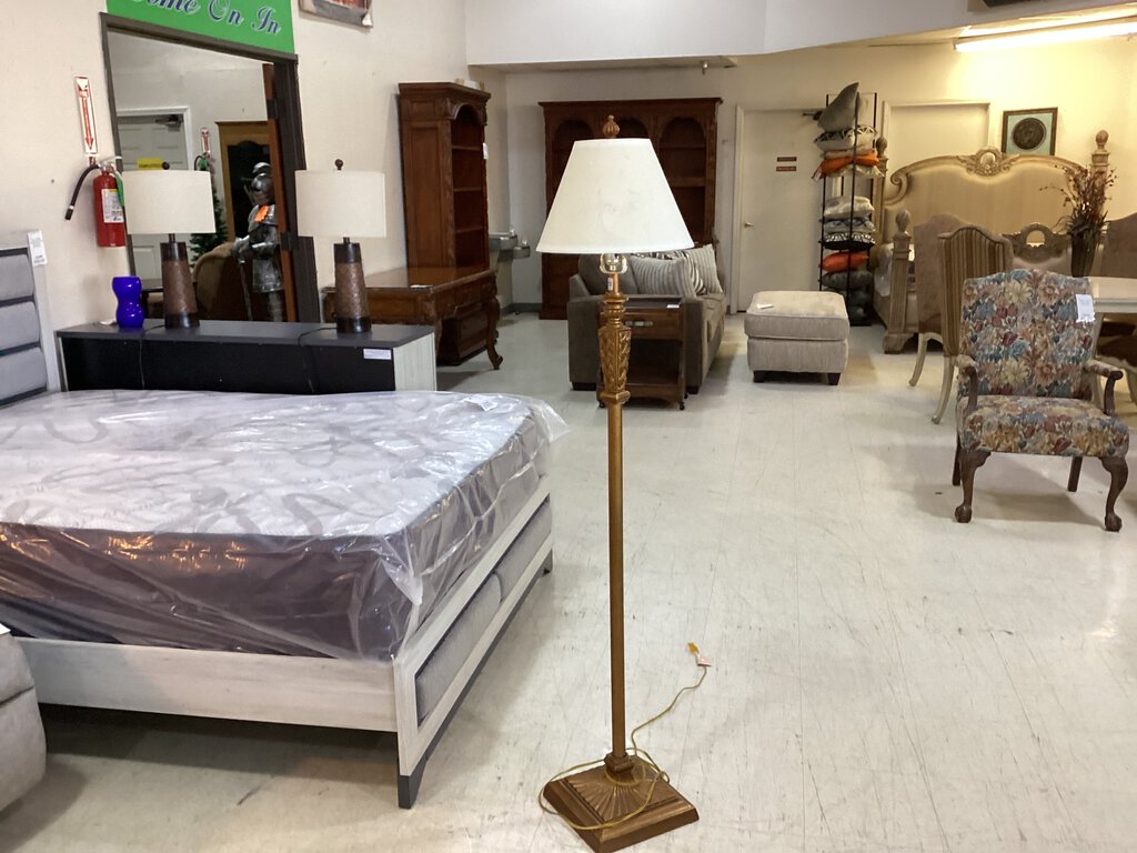 82373 - Standing 64" Floor Lamp