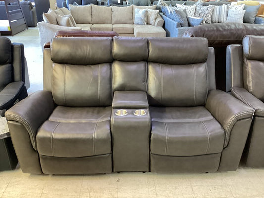 Verona Gray NEW Power Motion Loveseat 74x36x42 (676091)