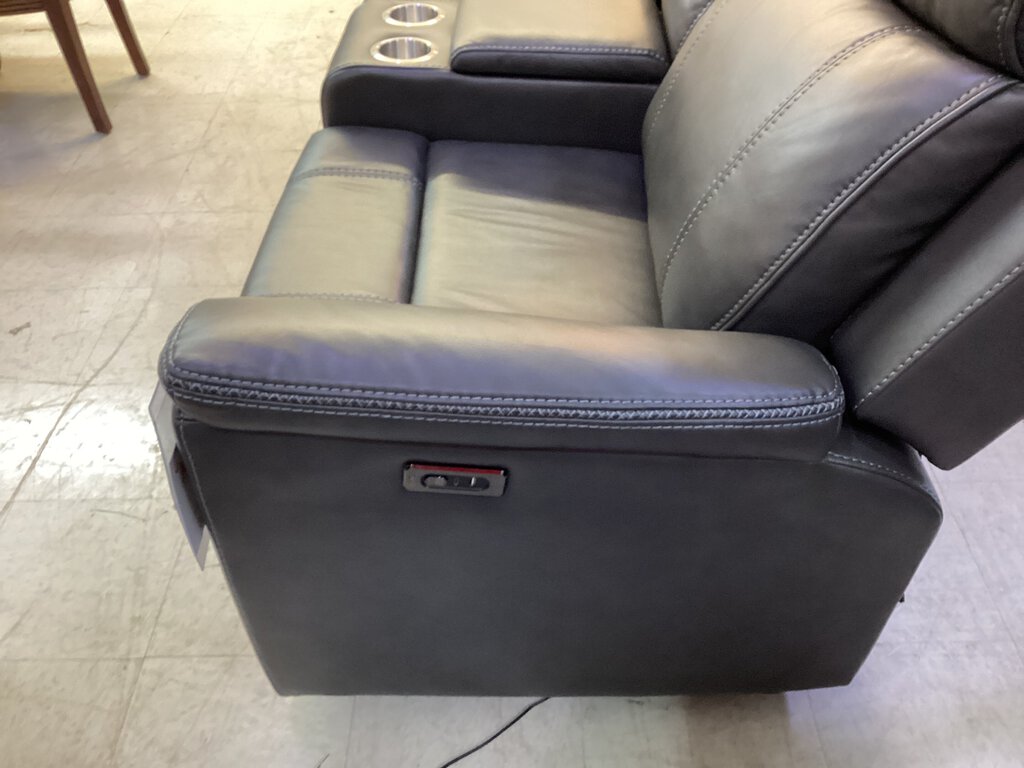 Verona Gray NEW Power Motion Loveseat 74x36x42 (676091)