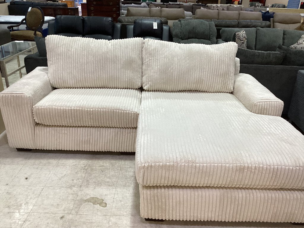 Libby Ivory NEW 3pc Reversible Sofa Chaise 107x75x41 (1300-02/1310-02)