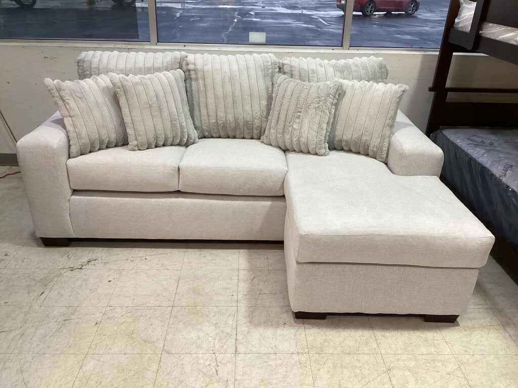 Dexter Newsprint NEW 2pc Reversible Sofa Chaise 87x62x37 (2910-07S-CE)