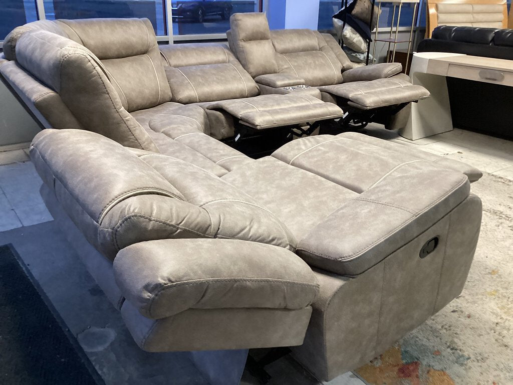 Blake Desert Taupe NEW 6pc Sectional 113x126x42 (MBLA-PACKA-DTAU)