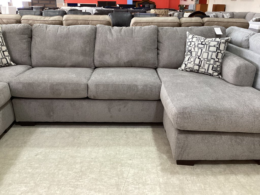 Greenland Earth NEW 2pc Sectional w/Chaise 135x100/64x39 (10610/30-2241)