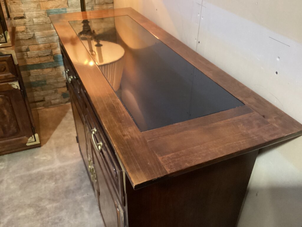 82767 - Bernhardt Buffet 48x18x36