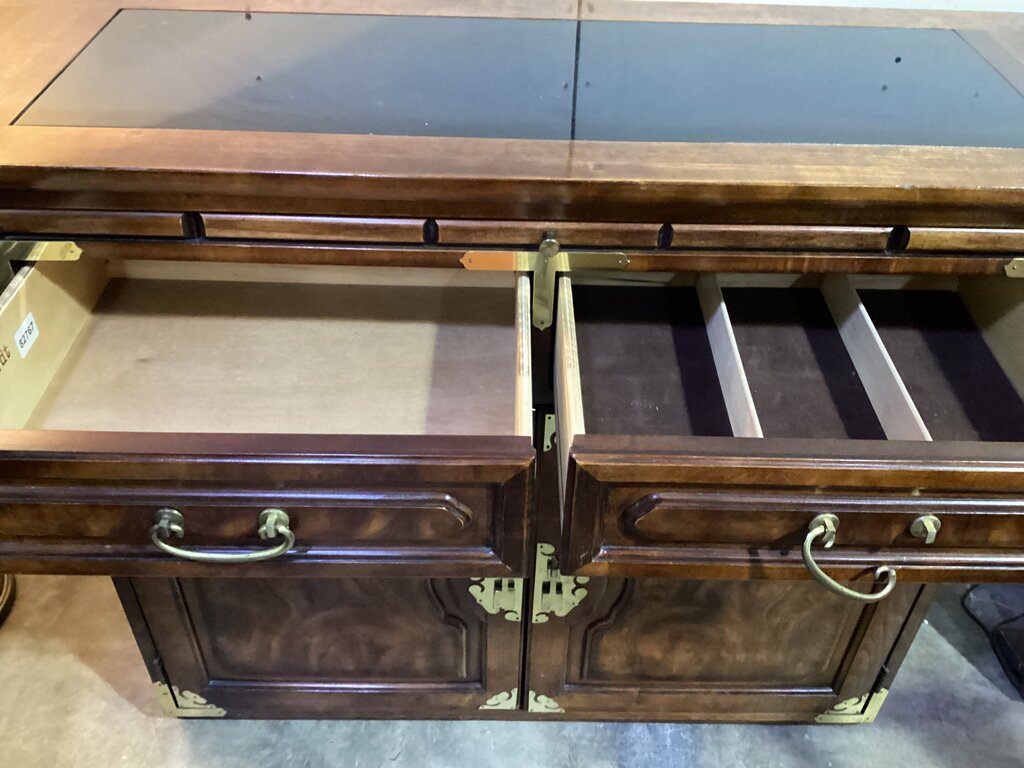82767 - Bernhardt Buffet 48x18x36