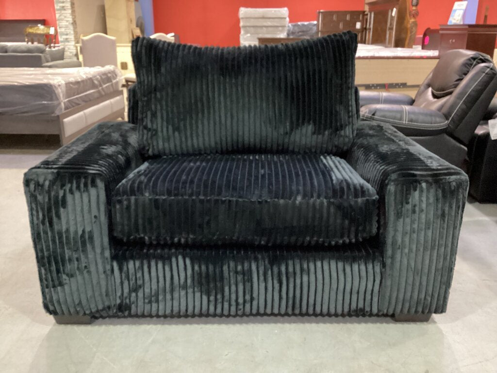 Libby Black Onyx NEW Big Chair 62x39x39 (1300-03BC)