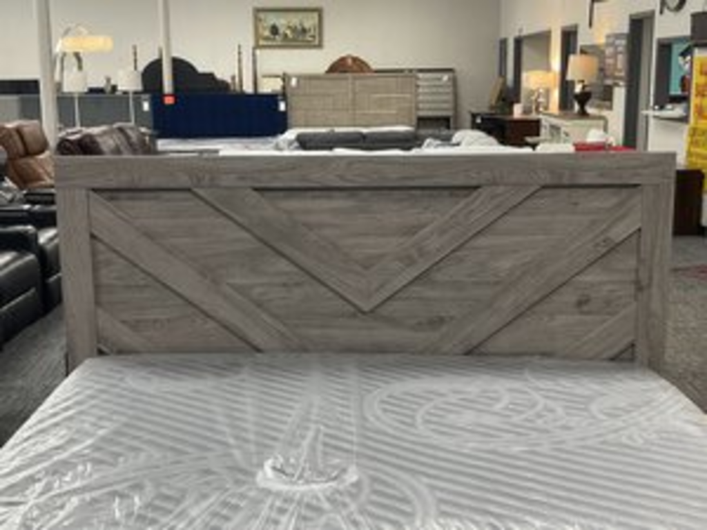 Oakdale NEW Queen Bed Frame 63x80x53 (124031-33)