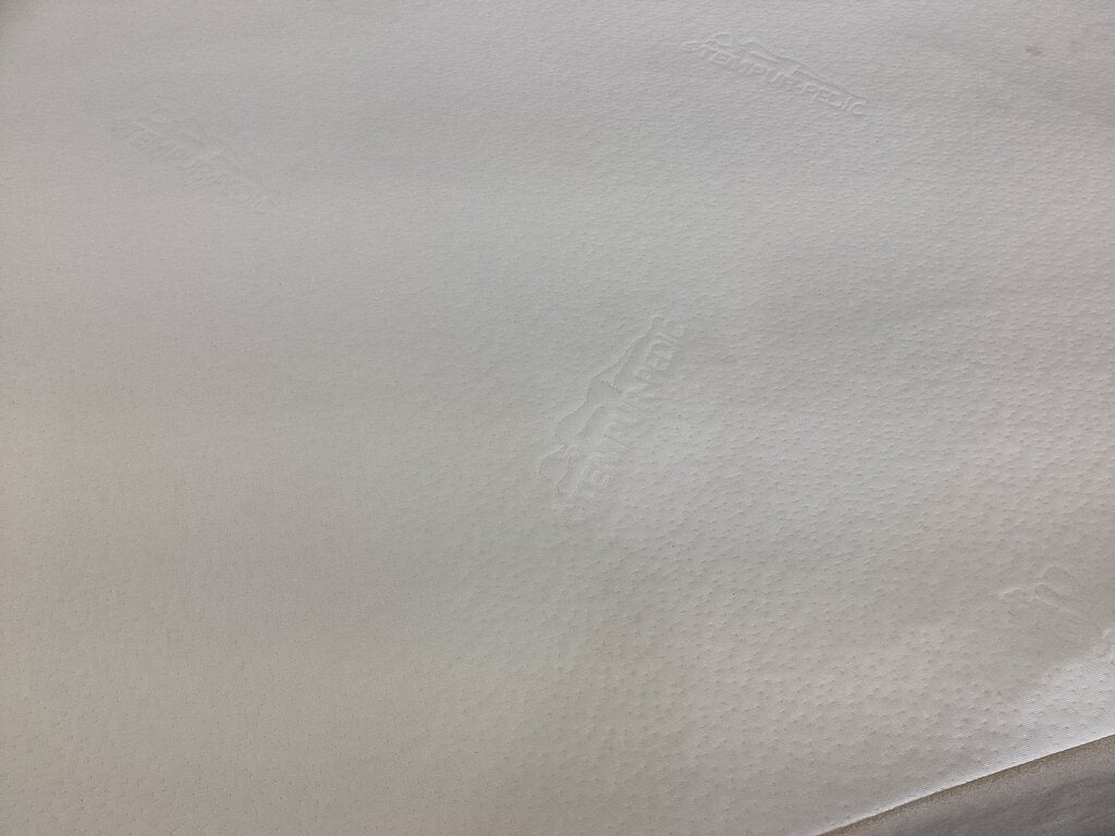 82795 - Tempurpedic King Memory Foam Mattress