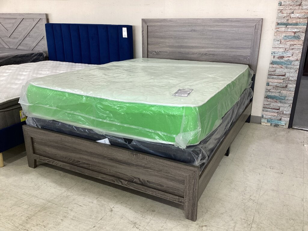 Rio Grande NEW Queen Panel Bedframe 139530