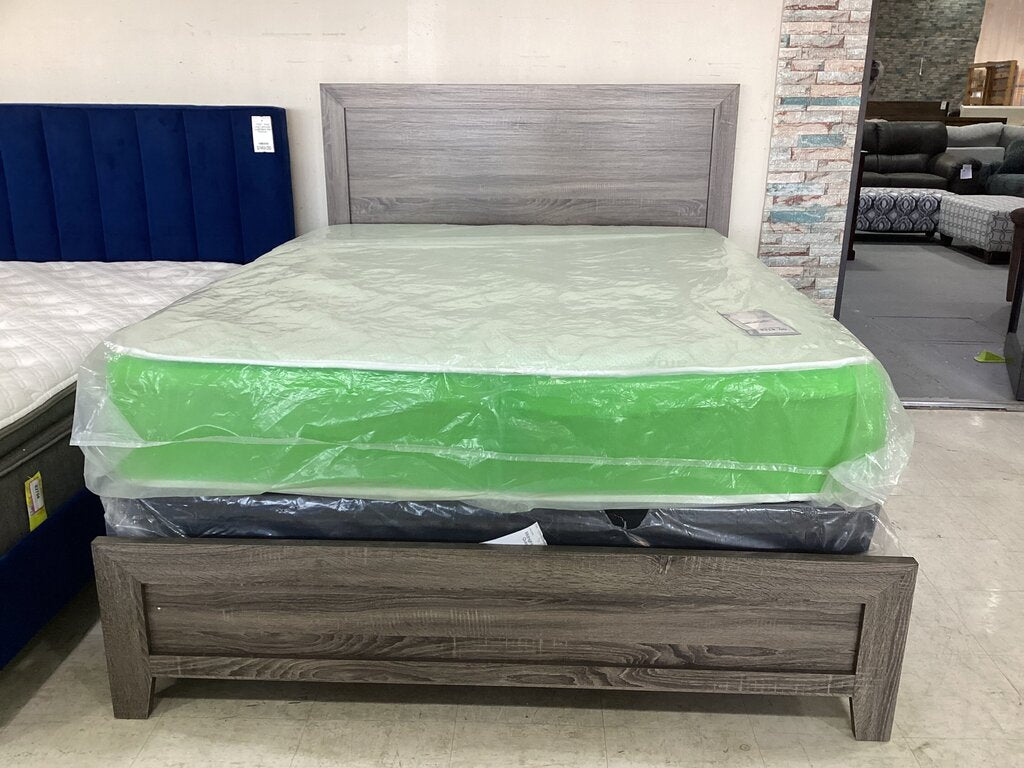 Rio Grande NEW Queen Panel Bedframe 139530