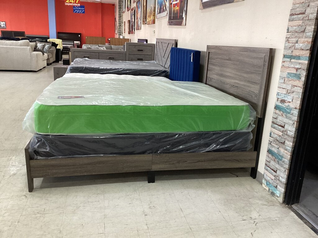 Rio Grande NEW Queen Panel Bedframe 139530