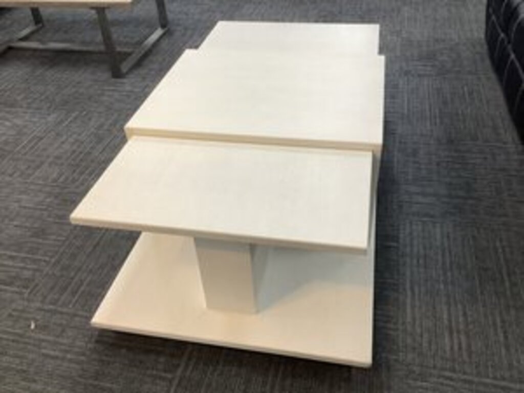 76969 - Bernhardt Arnette Cocktail Table 54x31x20