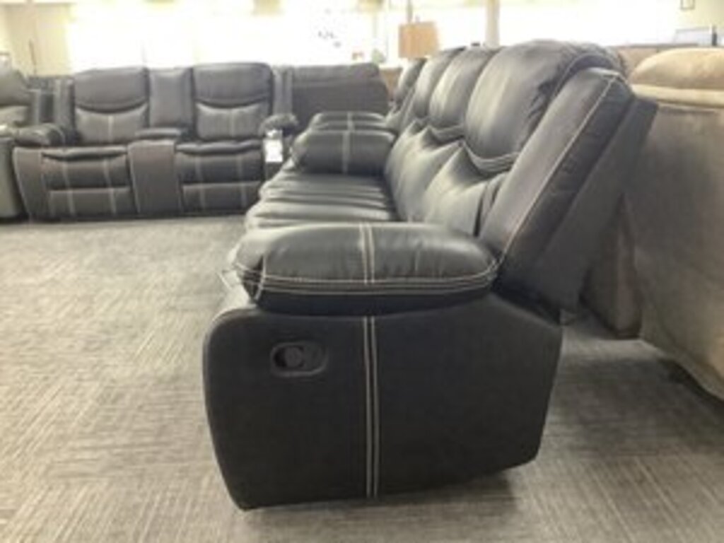 Emerson Black NEW Motion/Reclining Sofa w/Drop Down Tray - 86x30x40 -(665040)