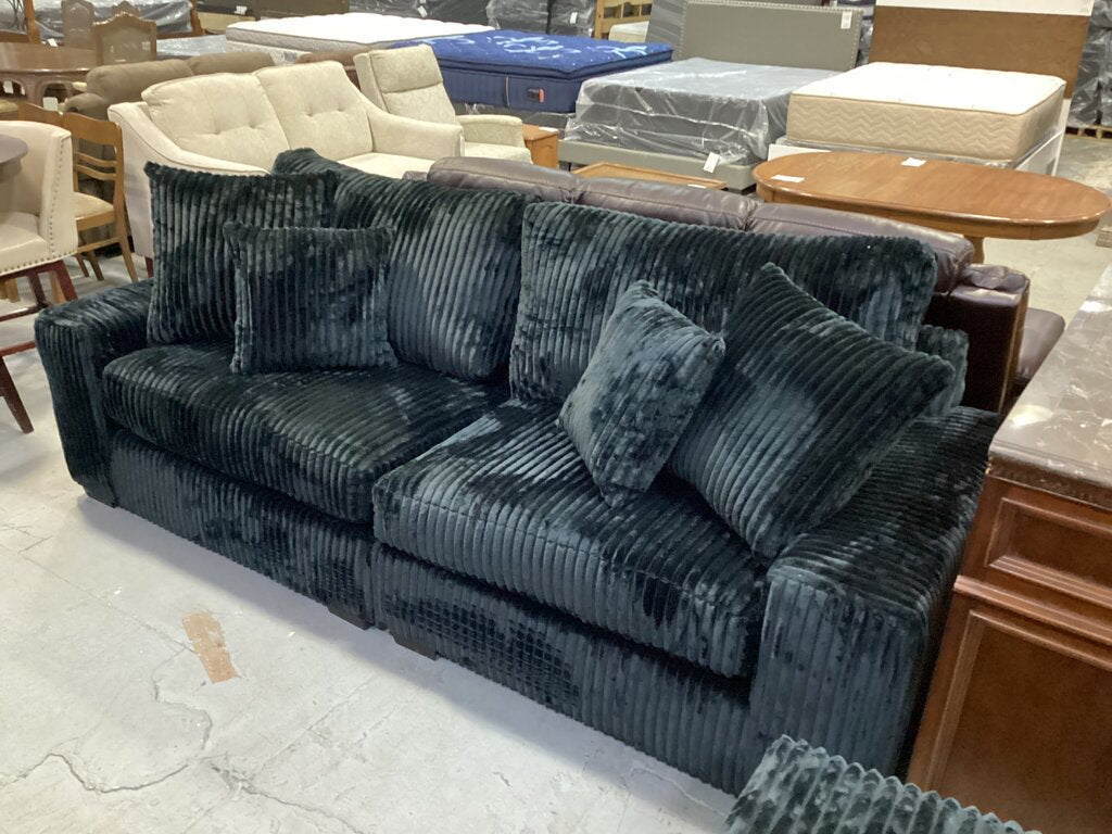 Libby Black Onyx NEW 2pc Sofa 107x38x40 (1300-03)