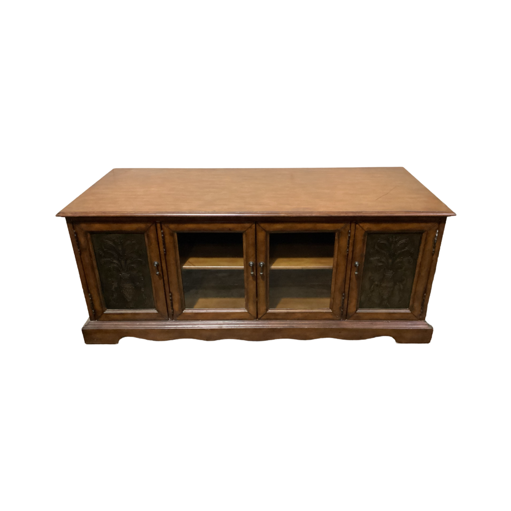 82842 - Pulaski Media Cabinet 63x26x27