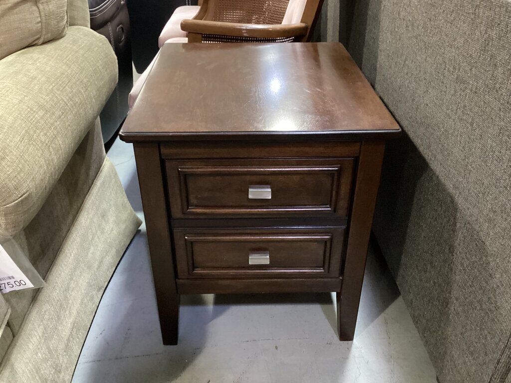 82817 - Ashley Larimer End Table 20x24x23