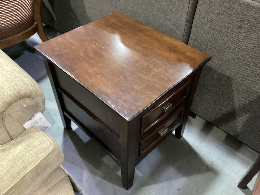 82817 - Ashley Larimer End Table 20x24x23
