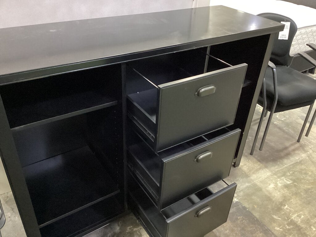 83082 - Black Credenza 59x20x41