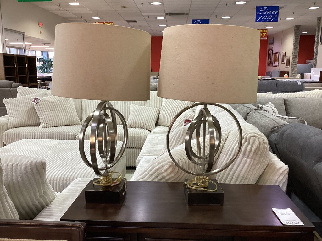 82836 - Pair Of 30in Lamps