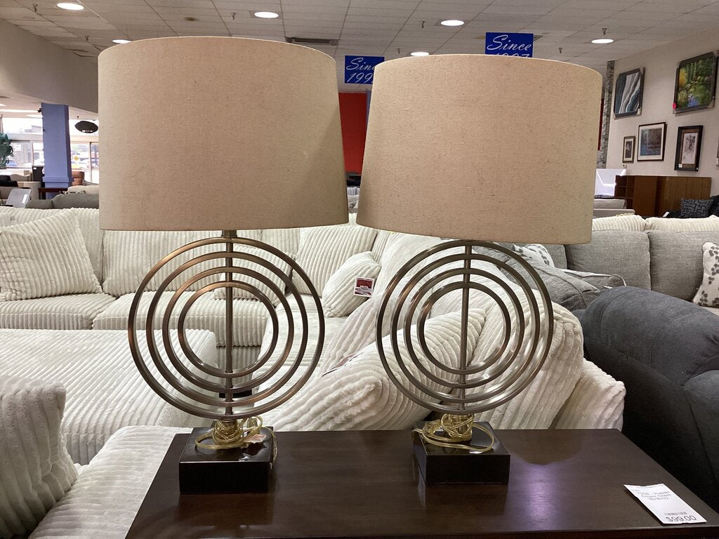 82836 - Pair Of 30in Lamps