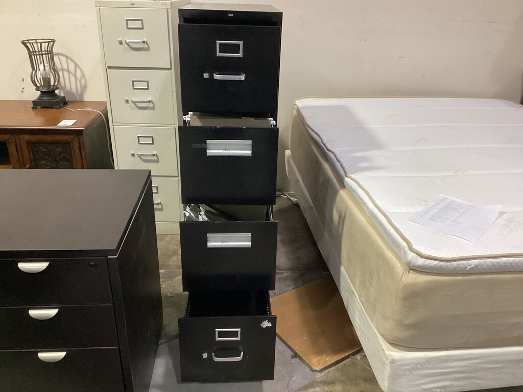 82901 - Black File Cabinet 18x25x52