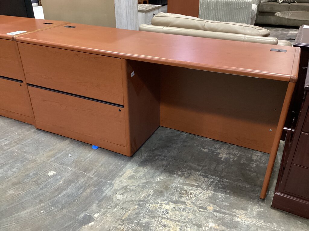 82913 - Desk w/File Drawers 72x24x30