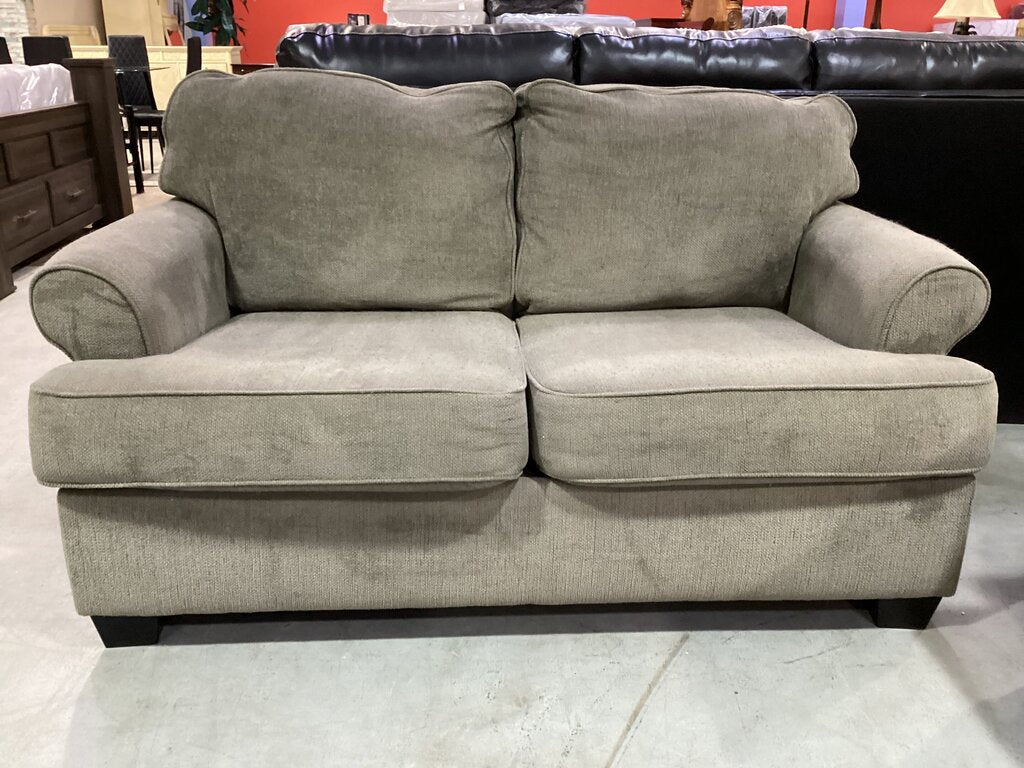 82919 - Gray Sofa & Loveseat 86/66x38x32