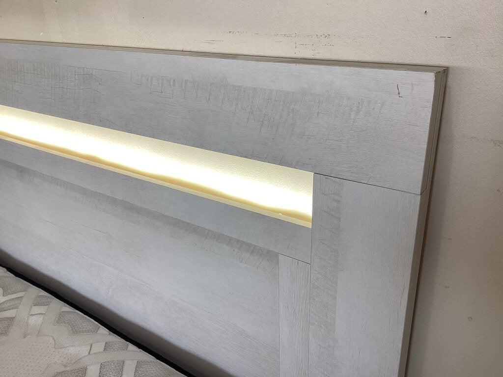 82925 - Turah White Queen LED Headboard 63x51