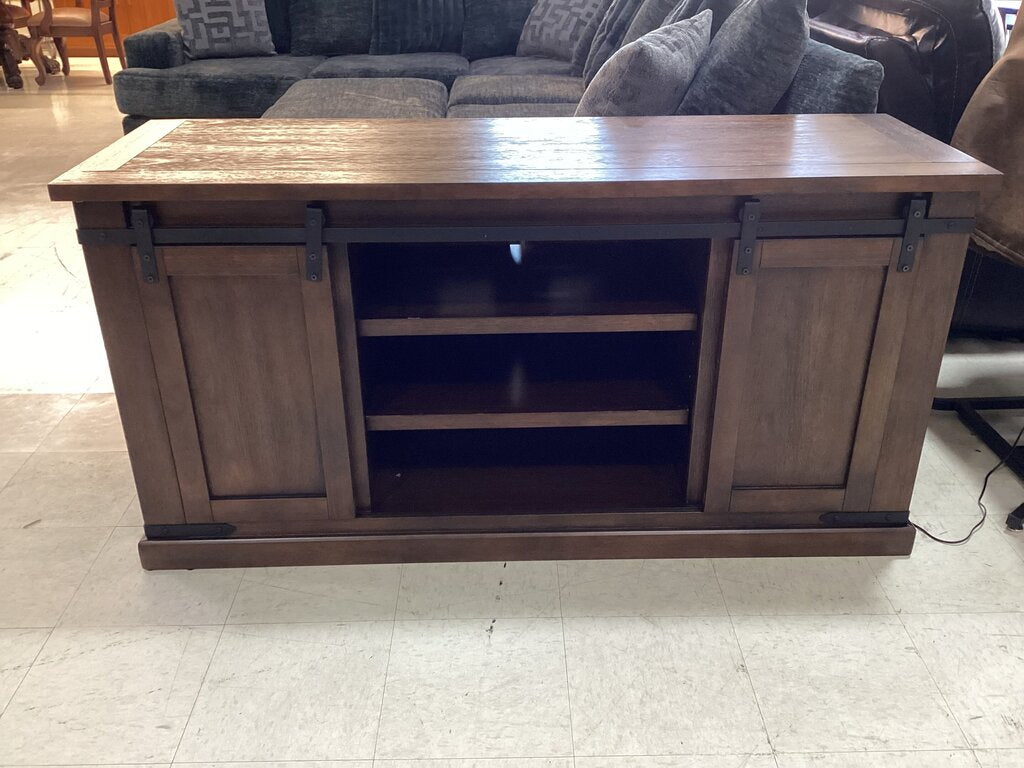 82933 - Ashley Budmore TV Stand 60x20x30