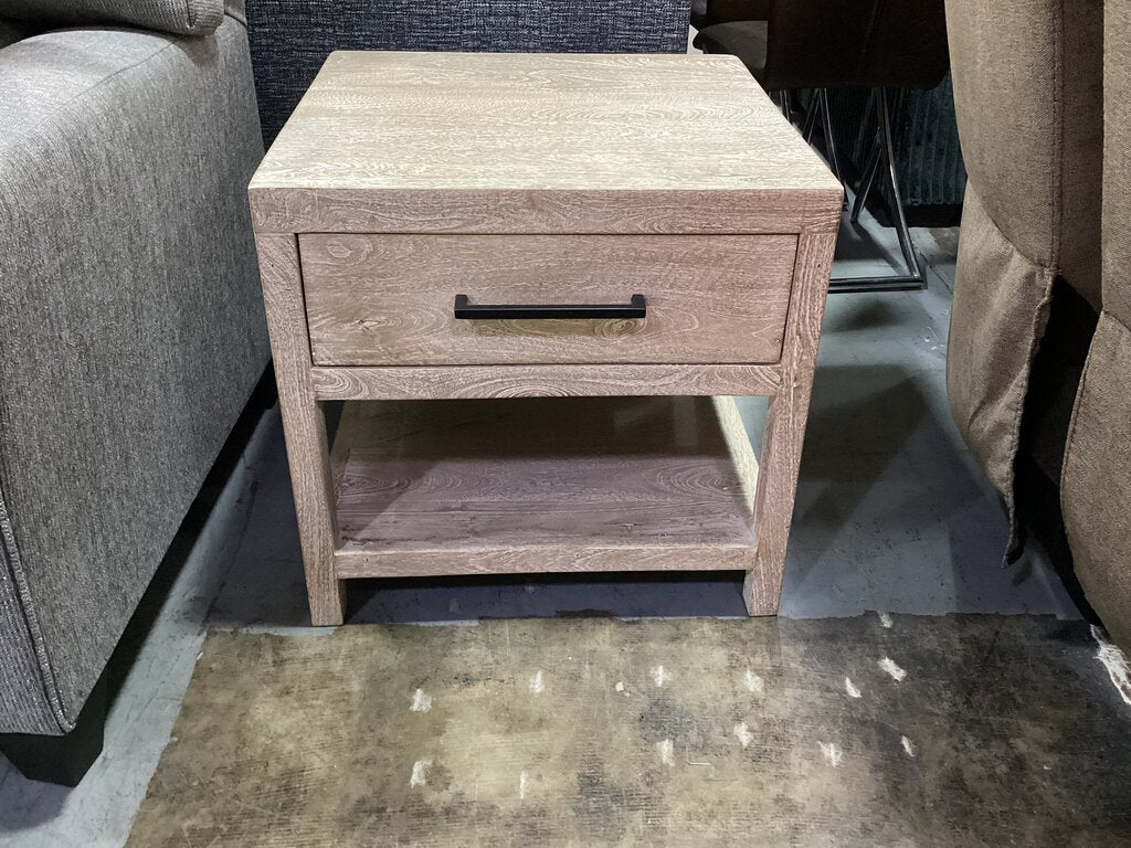 82935 - Ashley Belenburg Storage Cocktail Table 3pc Set